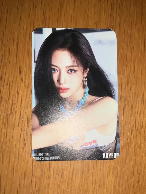 DRIP JEWEL CASE Ver. special gift AHYEON/RORA