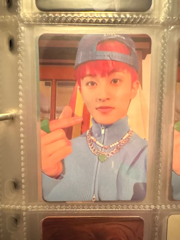 2 Baddies Photobook Ver. US ver.