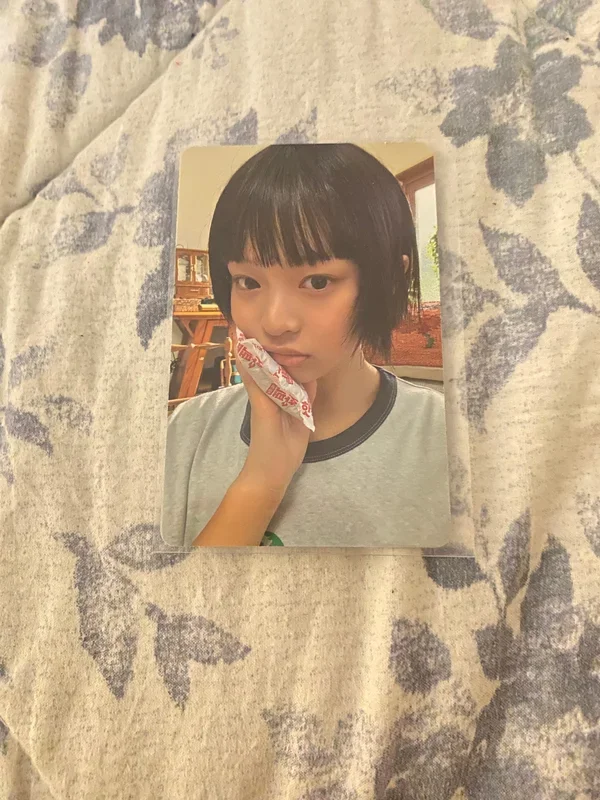 NewJeans How Sweet POP-UP NJ How Sweet Photocard set 1