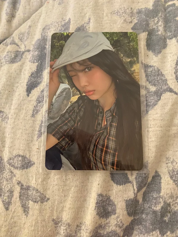 NewJeans How Sweet POP-UP NJ How Sweet Photocard set 1