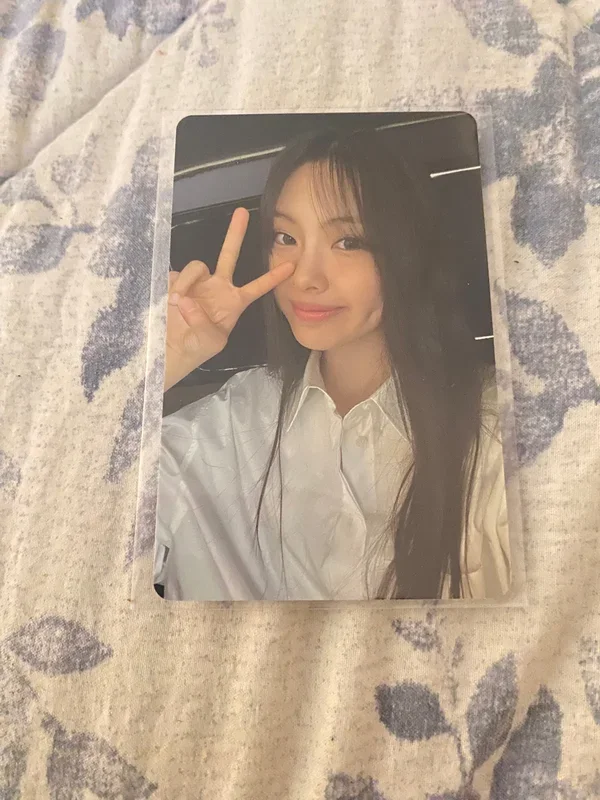 NewJeans How Sweet POP-UP NJ How Sweet Photocard set 1