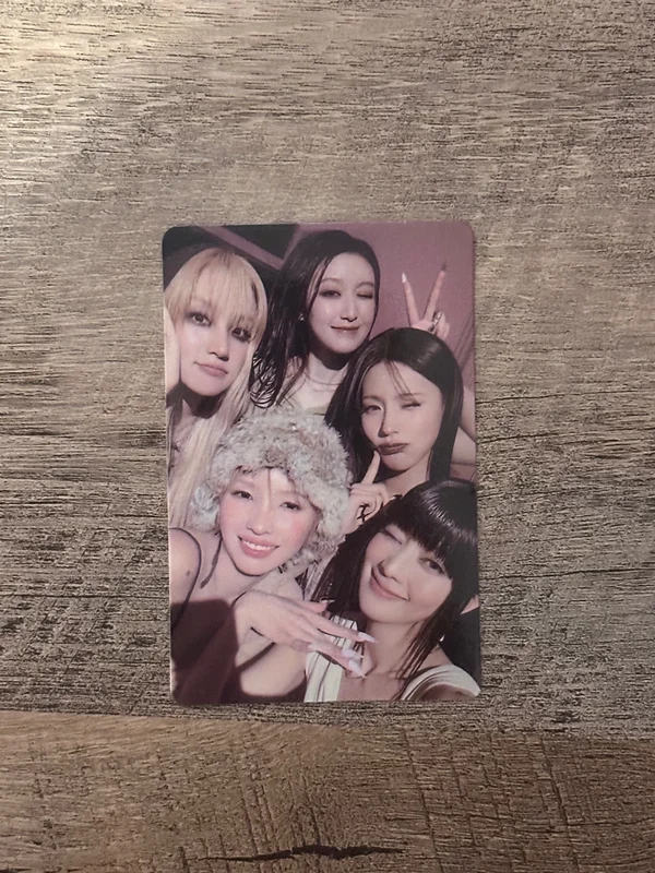 i-dle We are POP-UP RANDOM PHOTO CARD SET