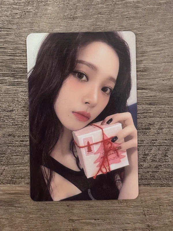 2024 PINK CHRISTMAS PHOTO CARD RANDOM PACK