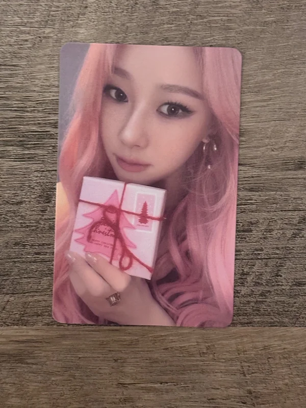 2024 PINK CHRISTMAS PHOTO CARD RANDOM PACK
