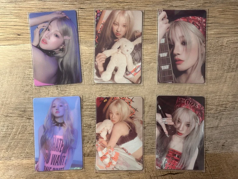 YUQI : HAPPY FREAK DAY POP-UP Photo Card Set