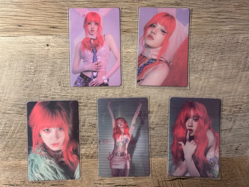 YUQI : HAPPY FREAK DAY POP-UP Photo Card Set