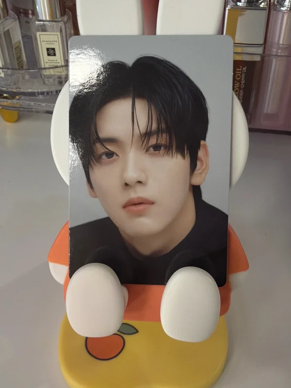 TOMORROW X TOGETHER WORLD TOUR [ACT : TOMORROW] Mini Photo Card