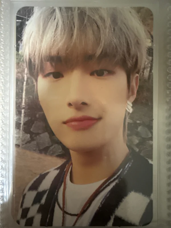 ATEEZ 1ST PHOTOBOOK : ODE TO YOUTH