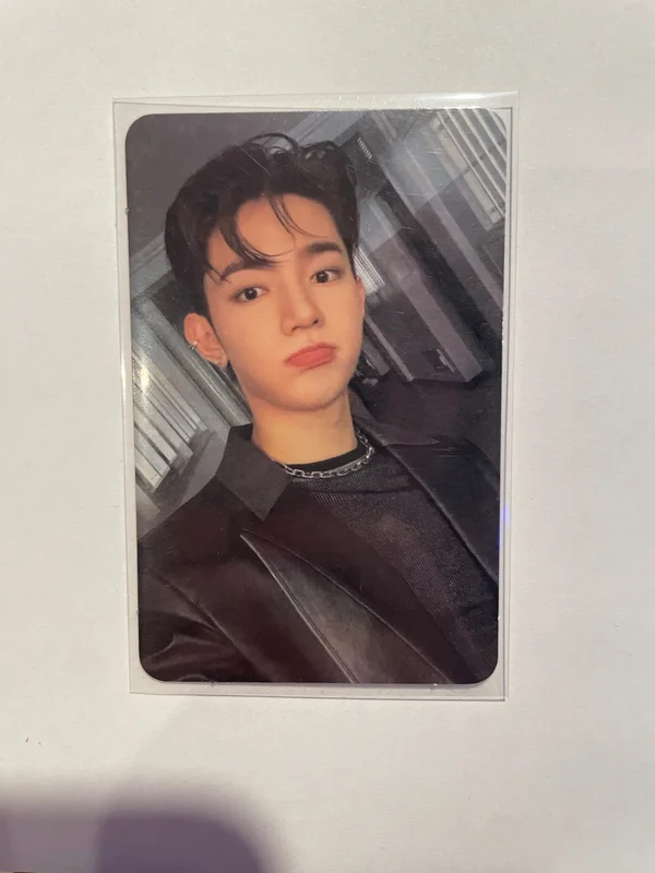 YOUTH IN THE SHADE DIGIPACK Ver.