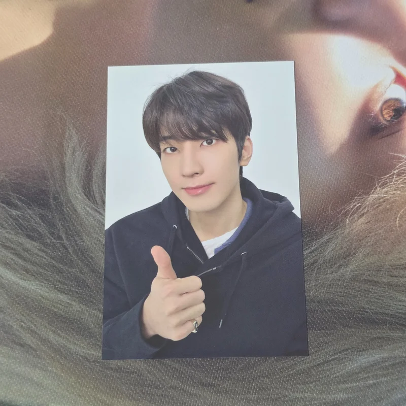 8th Anniversary WONWOO EARRINGS