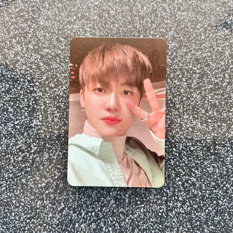 Universe BINDER + PHOTO CARD SET