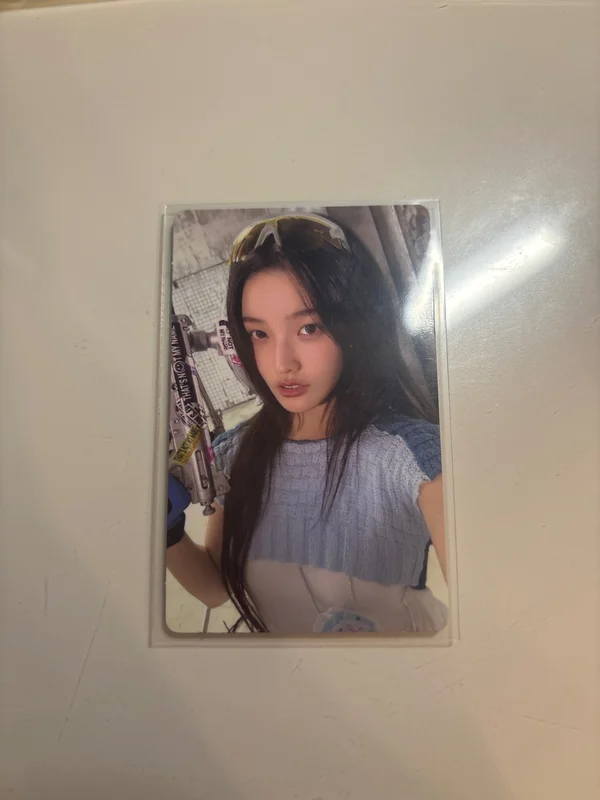 NOT CUTE ANYMORE ILLIT X Ashley Williams Pouch Ver.