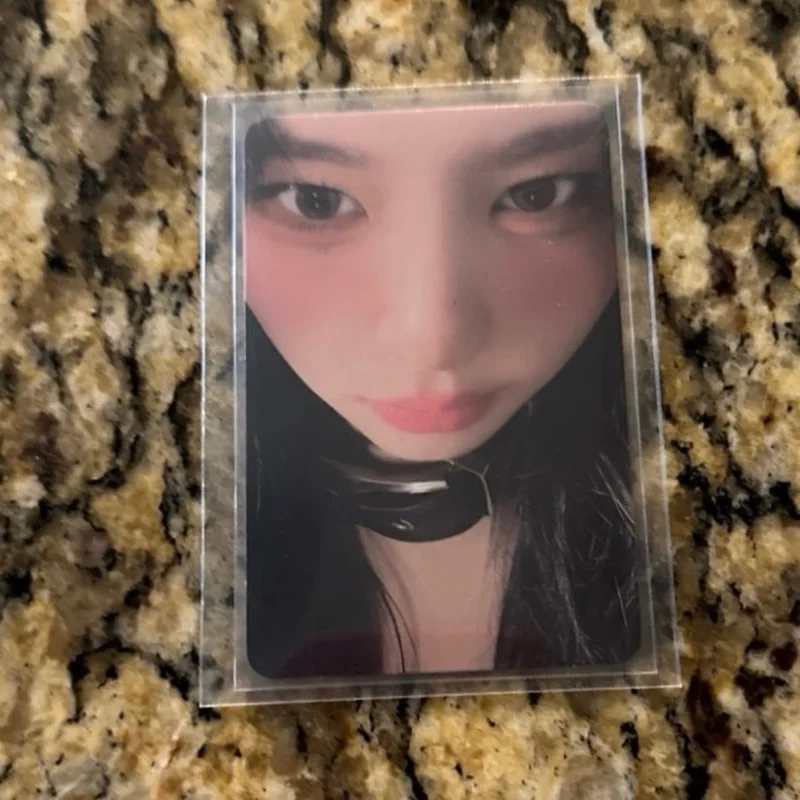 BORN TO BE CHAERYEONG SPECIAL EDITION UNTOUCHABLE Ver.