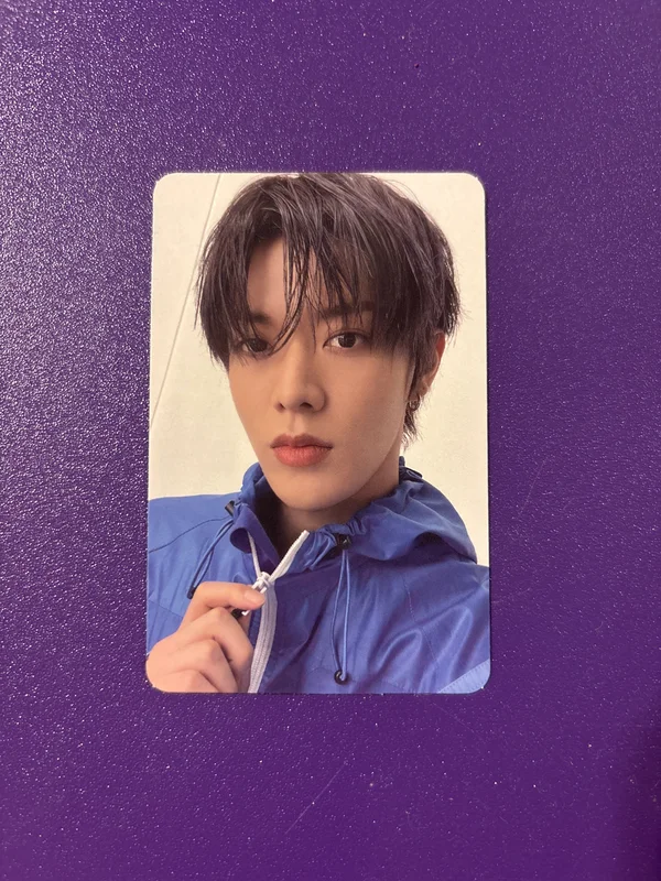 Universe Photo Book Ver.