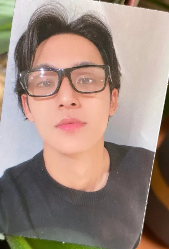 Pocamarket, Seventeen MINGYU Face the Sun YIZHIYU K-pop Photocard