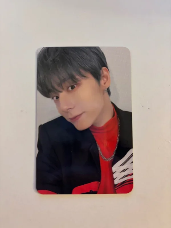ONEUS HWANWOONG TRICKSTER MAKESTAR POB