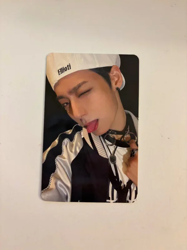 ONEUS HWANWOONG TRICKSTER WONDERWALL LUCKYDRAW