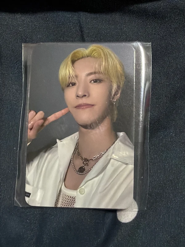 YOUNI-Q WONDERWALL HYUNSEUNG