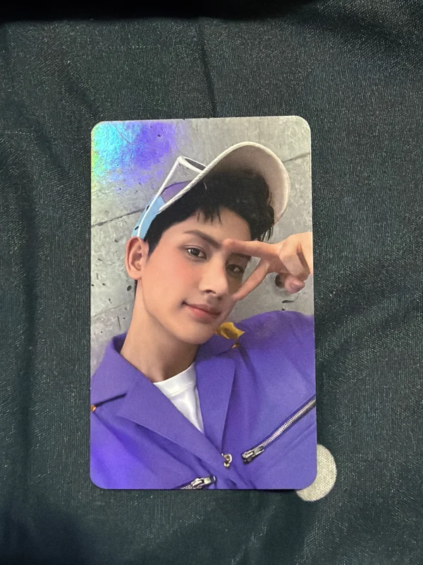 YOUNI-Q JJMUZE HYUNGSEOK