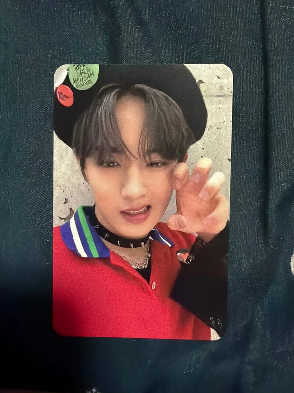 YOUNI-Q MAKESTAR WOONO