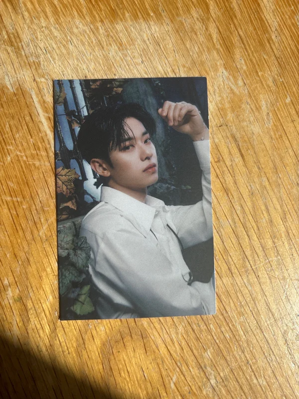 THE FUTURE IS OURS : LOST DONGHYUN