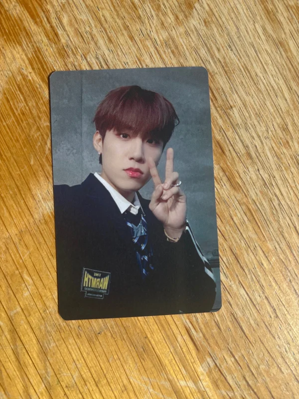 THE FUTURE IS OURS : LOST WOOJIN