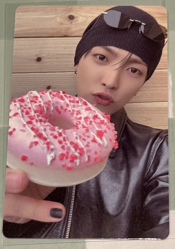 GOLDEN HOUR : Part.3 Young Farmer SET VER. ATEEZ Hongjoong Donut