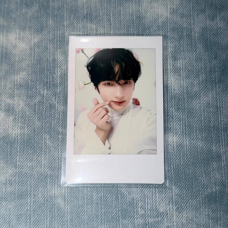 TOMORROW X TOGETHER WORLD TOUR ACT : SWEET MIRAGE IN JAPAN INSTANT PHOTO CARD
