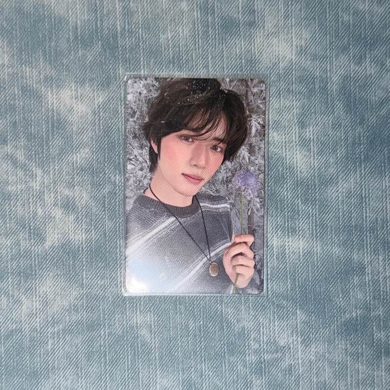 TOMORROW X TOGETHER JAPAN POP-UP STORE 2024 RANDOM PHOTO CARD