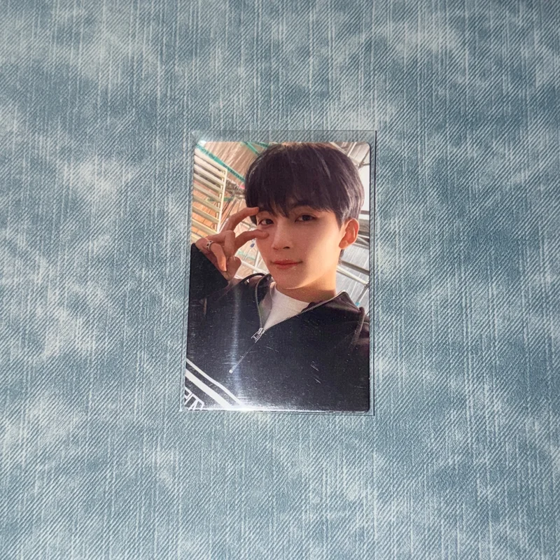 2022 SVT 6TH FAN MEETING SEVENTEEN in CARAT LAND Trading Card Set