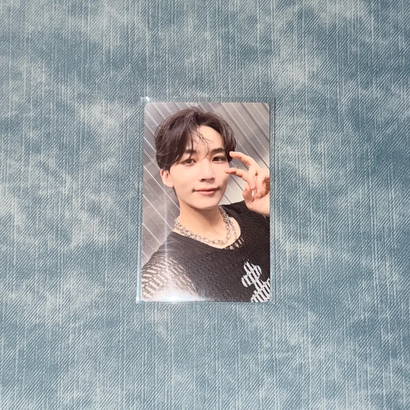 2022 SVT PHOTOBOOK THE NAME;17
