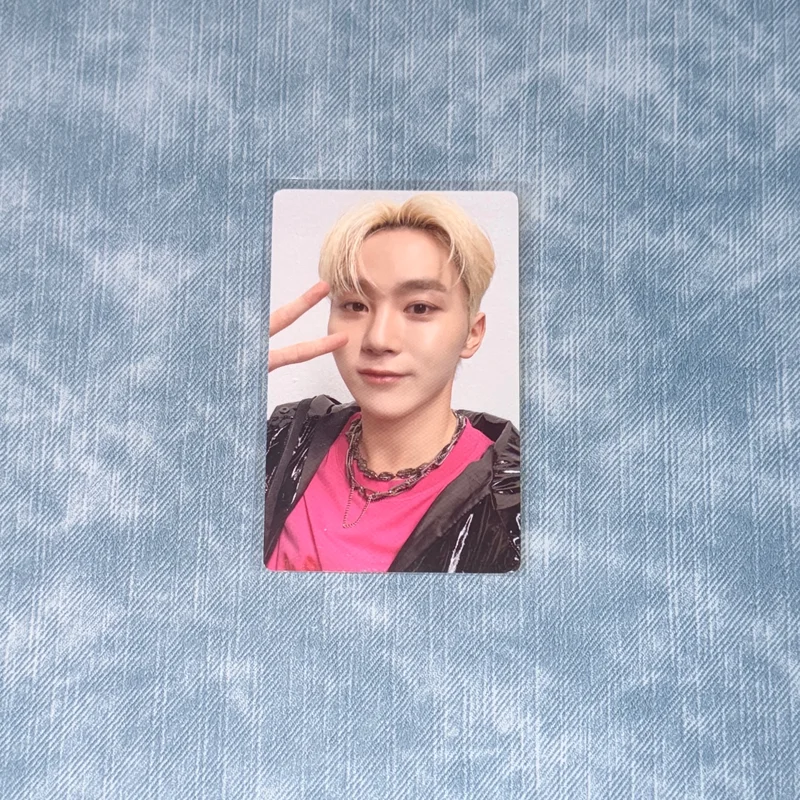 2022 SVT PHOTOBOOK THE NAME;17