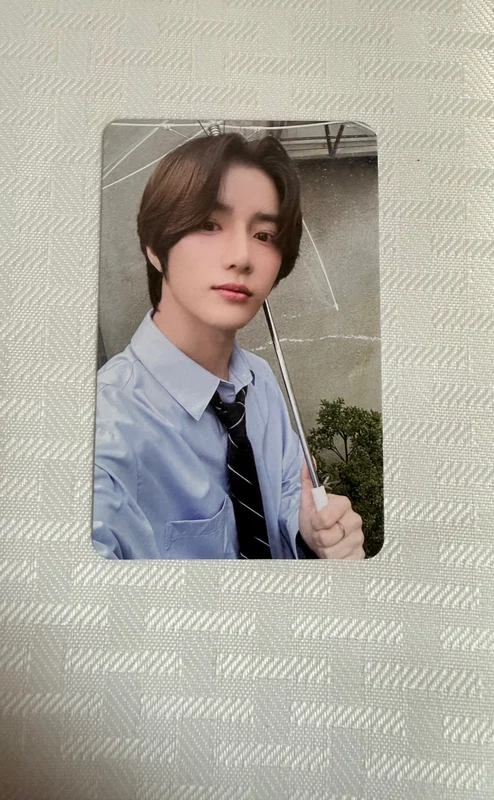 Beomgyu official photocard Season of TXT: YOUTH