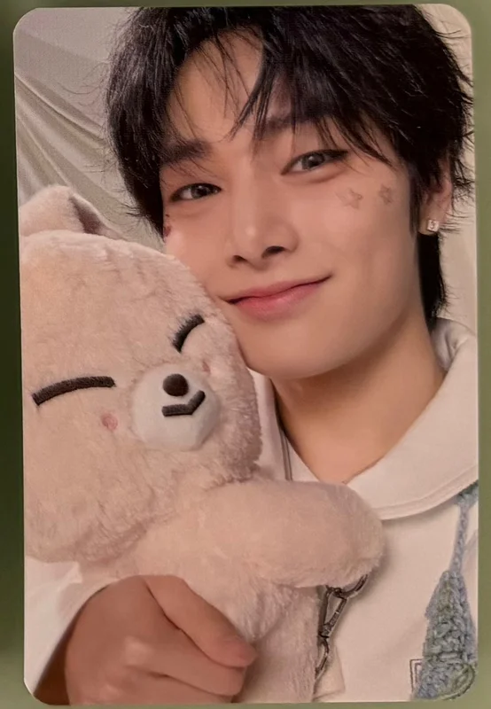 Stray Kids 6TH FANMEETING STAY in Our Little House