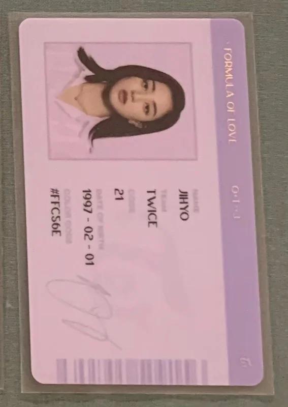 TWICE JIHYO FORMULA OF LOVE ID CARD