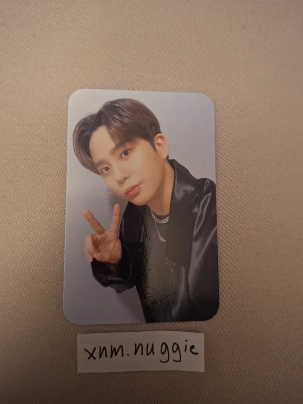 ATEEZ WORLD TOUR [TOWARDS THE LIGHT : WILL TO POWER] IN EUROPE ATINY ZONE