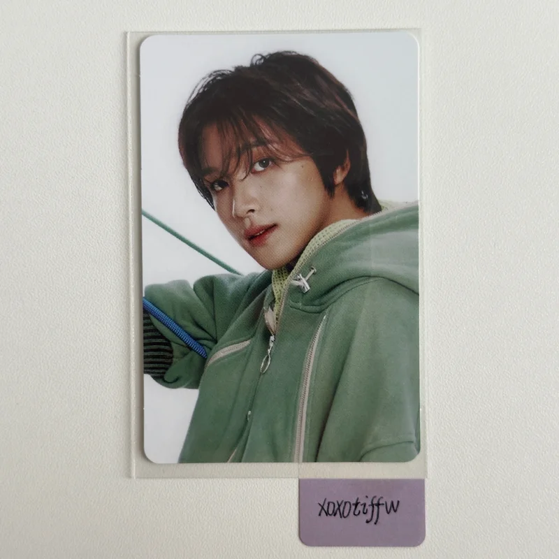 DREAMSCAPE POP-UP with LINE FRIENDS RANDOM TRADING CARD