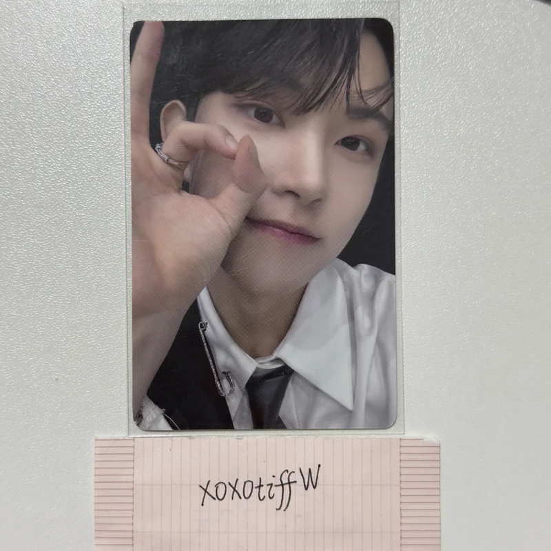 BOYS II PLANET Archive Exhibition AFTER, JOURNEY in Shanghai HOLDER & PHOTOCARD