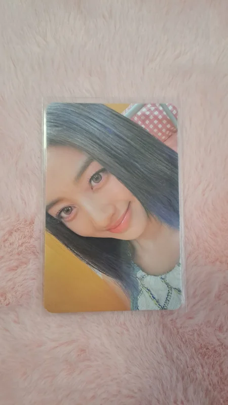 Jihyo BETWEEN 1&2
