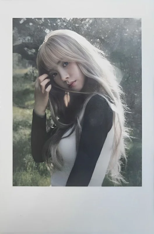 MY WORLD Zine Ver. Polaroid Card Set