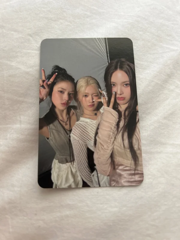 Izna N/a na Ver Jiyoon Jeemin and Mai