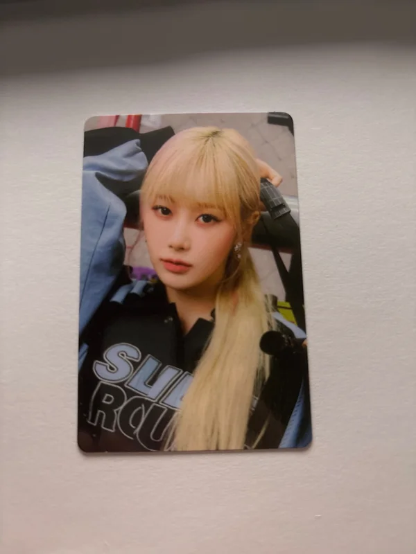 2025 SEASON'S GREETINGS APPLEMUSIC