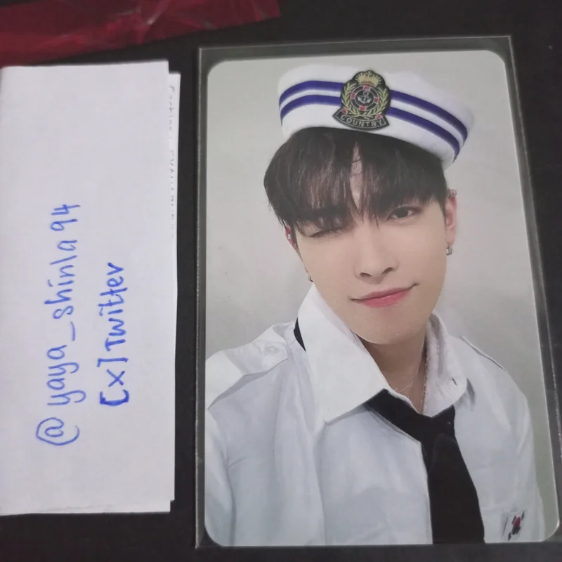 GOLDEN HOUR : Part.1 knpops