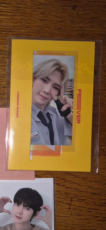 ZERO : FEVER Part.1 NAME TAG & PHOTOCARD SET