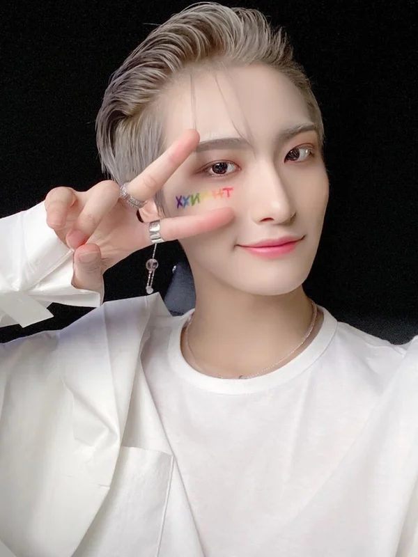 ATEEZ SAN '6TH JAPAN ANNIVERSARY ONLINE FC LOTTERY' Photocard