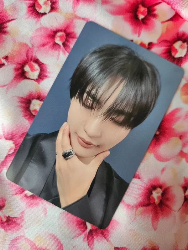 GOLDEN HOUR : Part.4 UNIVERSAL