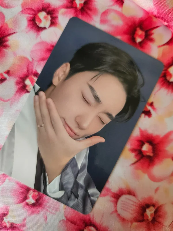 GOLDEN HOUR : Part.4 UNIVERSAL