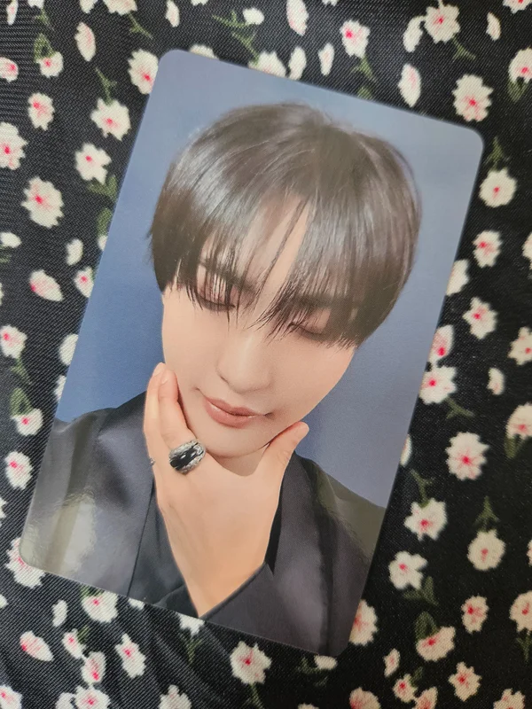 ATEEZ SAN '6TH JAPAN ANNIVERSARY ONLINE FC LOTTERY' Photocard