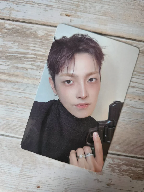 GOLDEN HOUR : Part.5 POCAALBUM VER. ATEEZ OFFICIAL PLATFORM