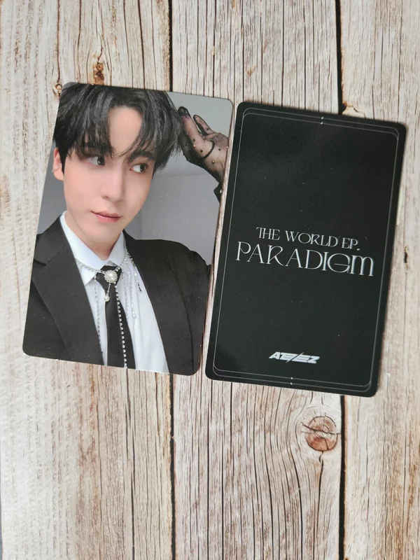 ASTRO MOONBIN 'GATEWAY TIME TRAVELER Ver.' Photocard | Sold by